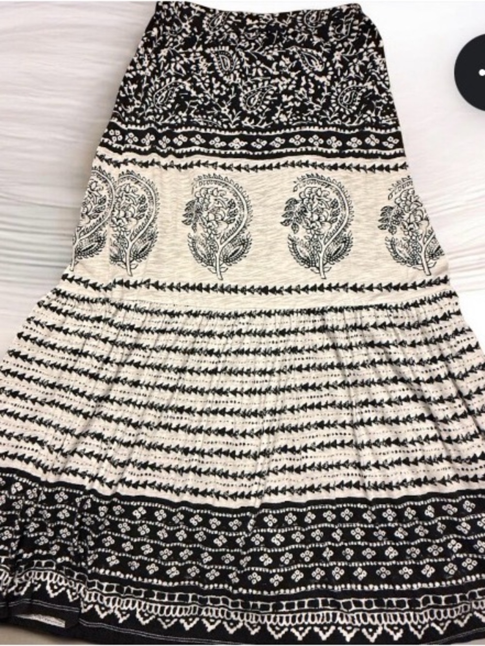 Lucky Brand Bohemian paisley print and tiered black &White Printed Maxi Skirt SM
